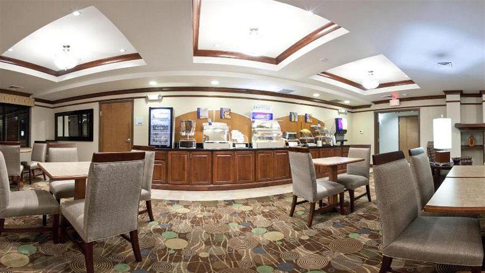 Holiday Inn Express Hotel & Suites Vancouver Mall-Portland Area By Ihg Екстериор снимка