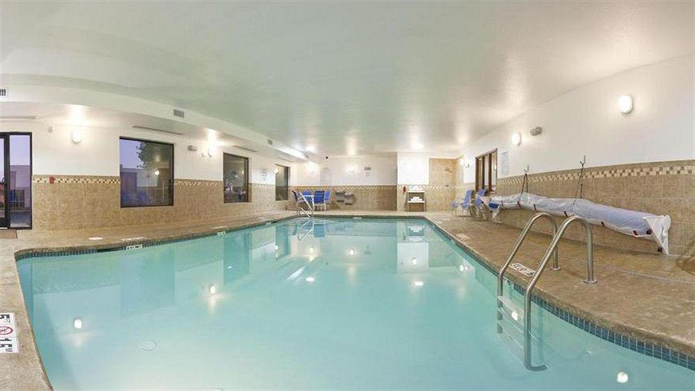 Holiday Inn Express Hotel & Suites Vancouver Mall-Portland Area By Ihg Екстериор снимка