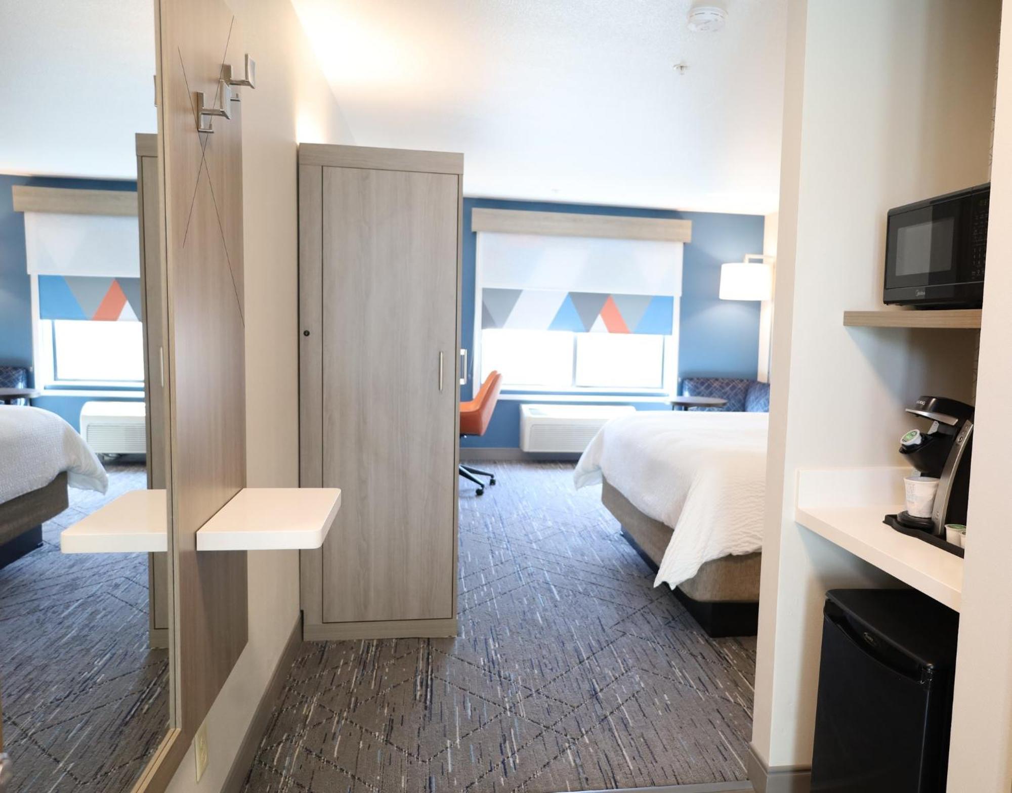 Holiday Inn Express Hotel & Suites Vancouver Mall-Portland Area By Ihg Екстериор снимка